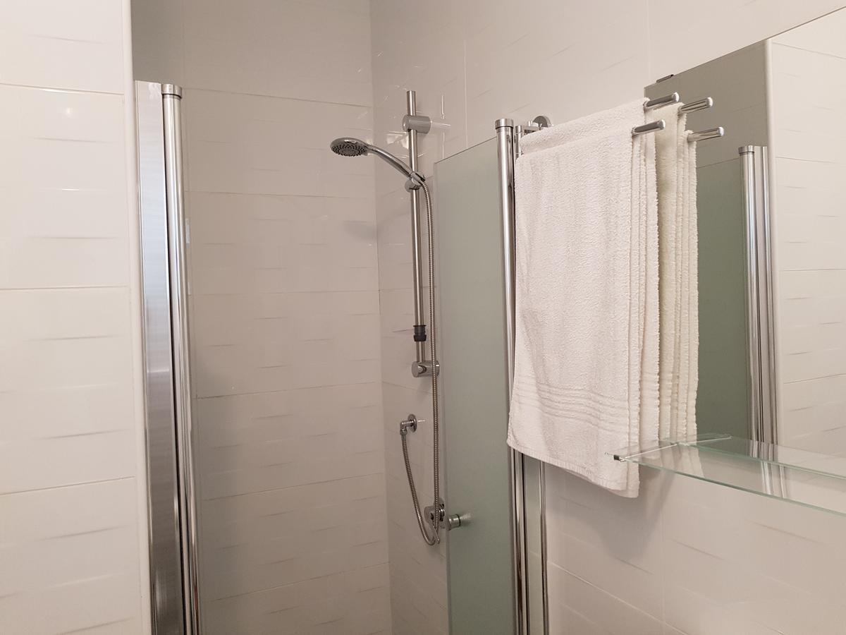 Airport Guest House - One-Way Free Shuttle Or Yehuda Habitación foto